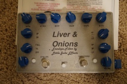 Liver & Onions: Lovetone Meatball clone with switchable fuzz